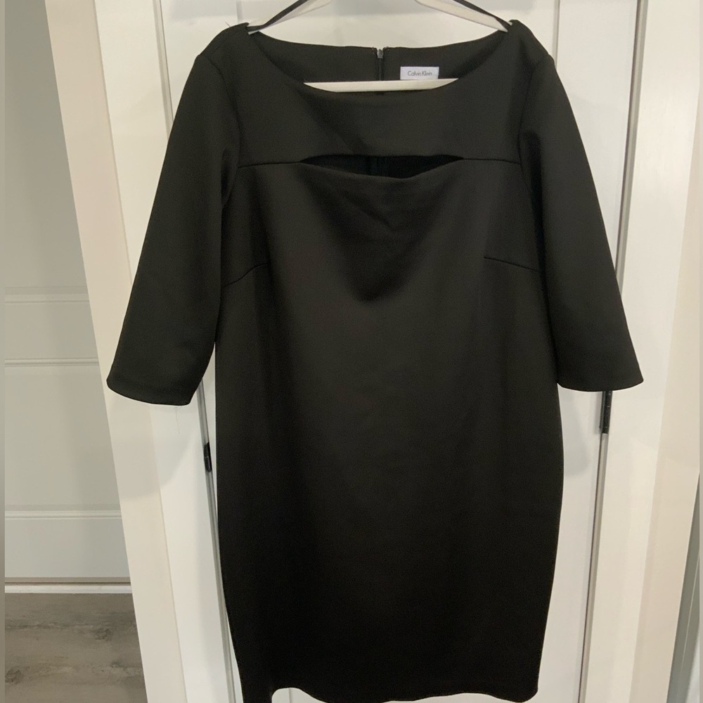 Calvin Klein Elegant Black Dress